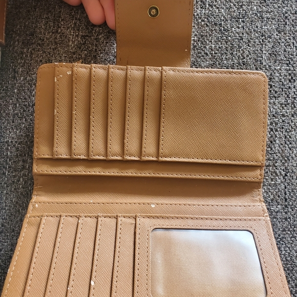 Fossil crossbody and fossil wallet heart print - Picture 5 of 8